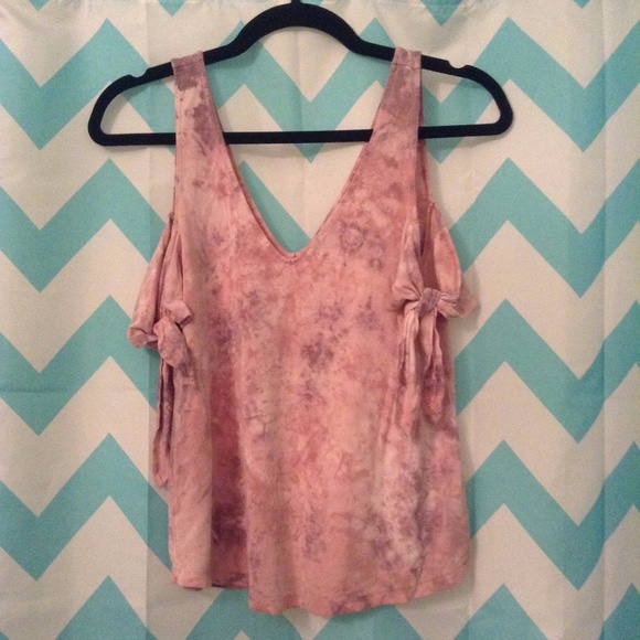 AE pink cold sholder tank top - Picture 3 of 3